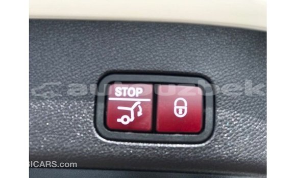 Buy Import Mercedes-Benz 190 White Car in Import - Dubai in Andijon Buy Import Mercedes-Benz 190 White Car in Import - Dubai in Andijon