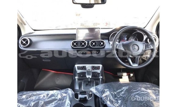 Buy Import Mercedes-Benz 250 Black Car in Import - Dubai in Andijon Buy Import Mercedes-Benz 250 Black Car in Import - Dubai in Andijon