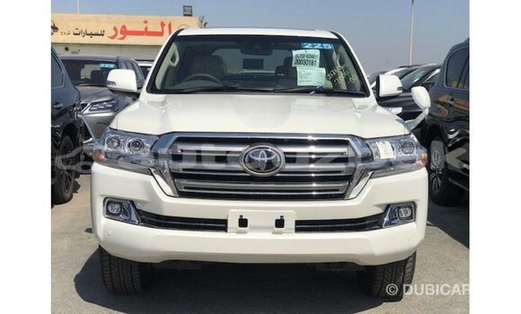 Buy Import Toyota Land Cruiser White Car in Import - Dubai in Andijon Buy Import Toyota Land Cruiser White Car in Import - Dubai in Andijon