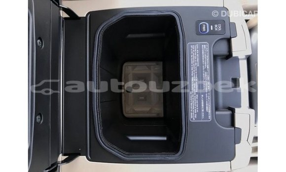 Buy Import Toyota Land Cruiser White Car in Import - Dubai in Andijon Buy Import Toyota Land Cruiser White Car in Import - Dubai in Andijon