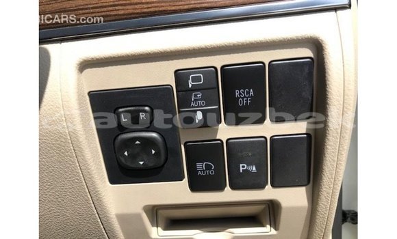 Buy Import Toyota Land Cruiser White Car in Import - Dubai in Andijon Buy Import Toyota Land Cruiser White Car in Import - Dubai in Andijon