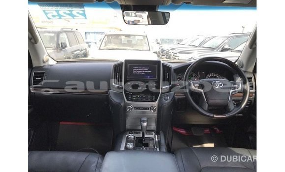 Buy Import Toyota Land Cruiser White Car in Import - Dubai in Andijon Buy Import Toyota Land Cruiser White Car in Import - Dubai in Andijon