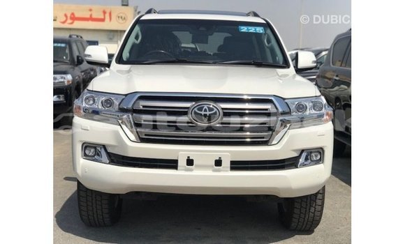 Buy Import Toyota Land Cruiser White Car in Import - Dubai in Andijon Buy Import Toyota Land Cruiser White Car in Import - Dubai in Andijon