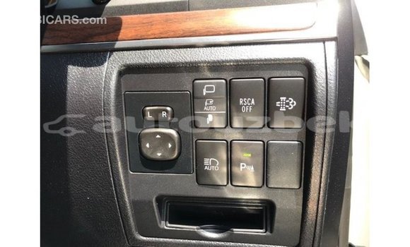 Buy Import Toyota Land Cruiser White Car in Import - Dubai in Andijon Buy Import Toyota Land Cruiser White Car in Import - Dubai in Andijon