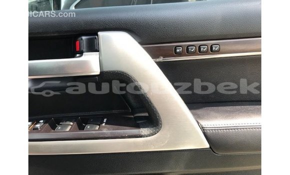 Buy Import Toyota Land Cruiser White Car in Import - Dubai in Andijon Buy Import Toyota Land Cruiser White Car in Import - Dubai in Andijon