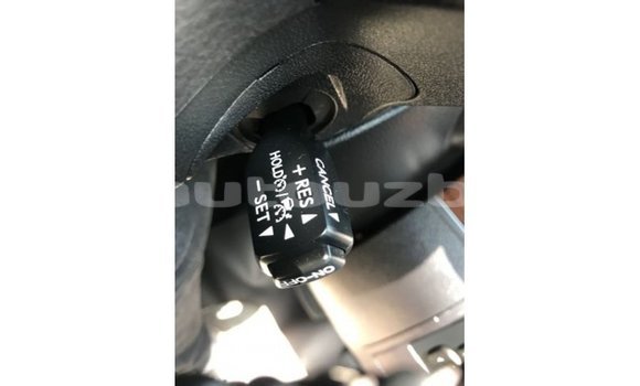 Buy Import Toyota Land Cruiser White Car in Import - Dubai in Andijon Buy Import Toyota Land Cruiser White Car in Import - Dubai in Andijon