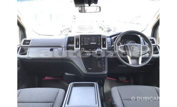 Buy Import Toyota Granvia White Car in Import - Dubai in Andijon Buy Import Toyota Granvia White Car in Import - Dubai in Andijon