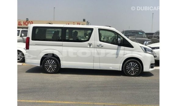 Buy Import Toyota Granvia White Car in Import - Dubai in Andijon Buy Import Toyota Granvia White Car in Import - Dubai in Andijon