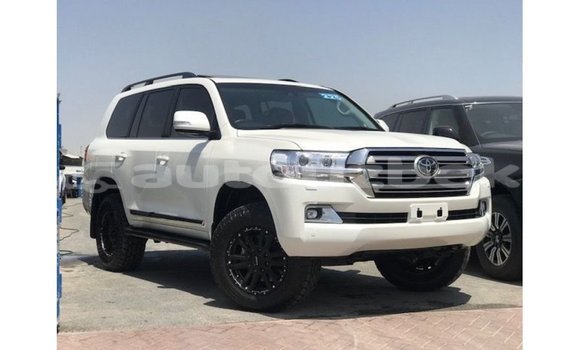 Buy Import Toyota Land Cruiser White Car in Import - Dubai in Andijon Buy Import Toyota Land Cruiser White Car in Import - Dubai in Andijon