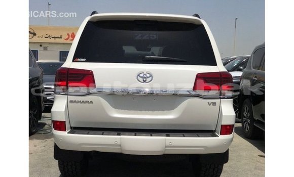 Buy Import Toyota Land Cruiser White Car in Import - Dubai in Andijon Buy Import Toyota Land Cruiser White Car in Import - Dubai in Andijon
