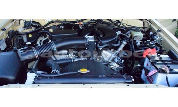 Buy Import Toyota Land Cruiser Beige Car in Import - Dubai in Andijon Buy Import Toyota Land Cruiser Beige Car in Import - Dubai in Andijon