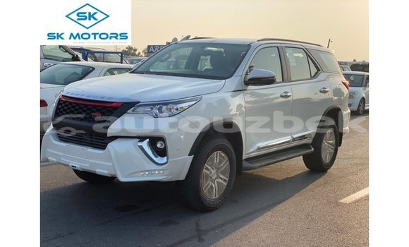 Buy Import Toyota Fortuner White Car in Import - Dubai in Andijon Buy Import Toyota Fortuner White Car in Import - Dubai in Andijon