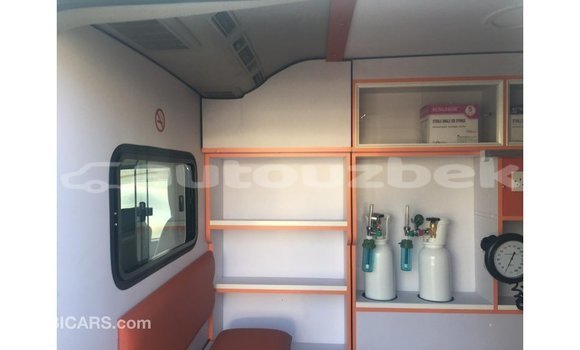 Buy Import Toyota Hiace White Car in Import - Dubai in Andijon Buy Import Toyota Hiace White Car in Import - Dubai in Andijon