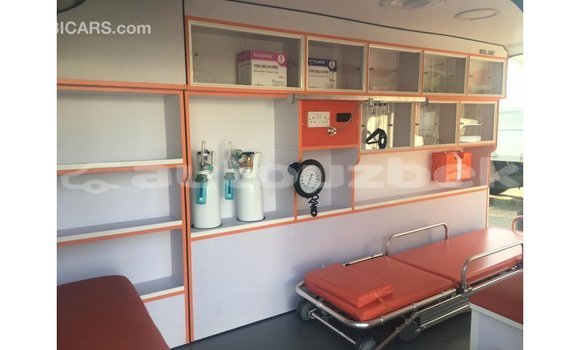 Buy Import Toyota Hiace White Car in Import - Dubai in Andijon Buy Import Toyota Hiace White Car in Import - Dubai in Andijon