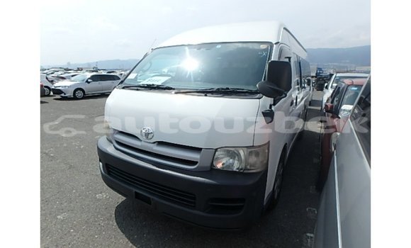 Buy Import Toyota Hiace White Car in Import - Dubai in Andijon Buy Import Toyota Hiace White Car in Import - Dubai in Andijon