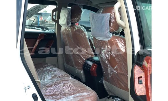 Buy Import Toyota Prado White Car in Import - Dubai in Andijon Buy Import Toyota Prado White Car in Import - Dubai in Andijon