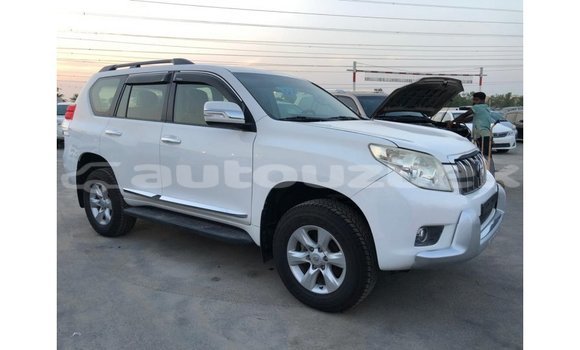 Buy Import Toyota Prado White Car in Import - Dubai in Andijon Buy Import Toyota Prado White Car in Import - Dubai in Andijon