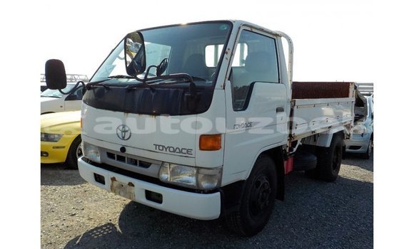 Buy Import Toyota Dyna White Car in Import - Dubai in Andijon Buy Import Toyota Dyna White Car in Import - Dubai in Andijon