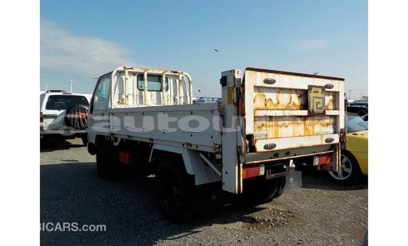 Buy Import Toyota Dyna White Car in Import - Dubai in Andijon Buy Import Toyota Dyna White Car in Import - Dubai in Andijon