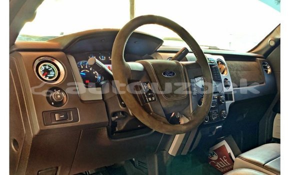 Buy Import Ford Club Wagon Red Car in Import - Dubai in Andijon Buy Import Ford Club Wagon Red Car in Import - Dubai in Andijon