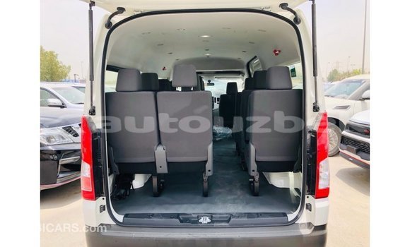 Buy Import Toyota Hiace White Car in Import - Dubai in Andijon Buy Import Toyota Hiace White Car in Import - Dubai in Andijon