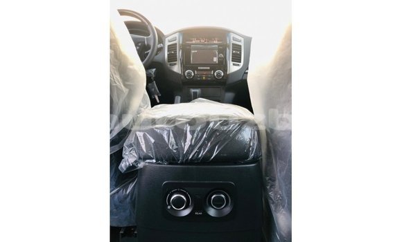 Buy Import Mitsubishi Pajero Black Car in Import - Dubai in Andijon Buy Import Mitsubishi Pajero Black Car in Import - Dubai in Andijon