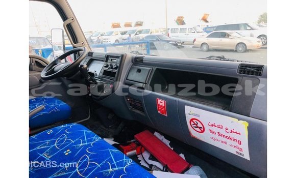 Buy Import Mitsubishi Carisma White Car in Import - Dubai in Andijon Buy Import Mitsubishi Carisma White Car in Import - Dubai in Andijon