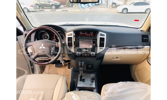 Buy Import Mitsubishi Pajero White Car in Import - Dubai in Andijon Buy Import Mitsubishi Pajero White Car in Import - Dubai in Andijon