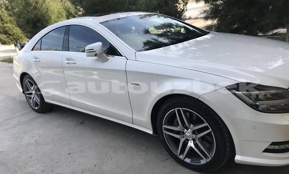 Buy Used Mercedes-Benz CLS-klasse White Car in Tashkent in Toskent Buy Used Mercedes-Benz CLS-klasse White Car in Tashkent in Toskent