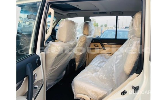 Buy Import Mitsubishi Pajero White Car in Import - Dubai in Andijon Buy Import Mitsubishi Pajero White Car in Import - Dubai in Andijon