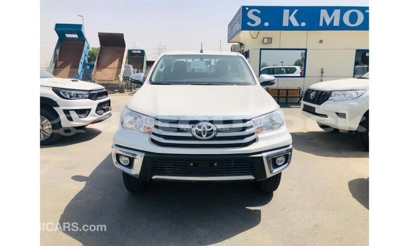 Buy Import Toyota Hilux White Car in Import - Dubai in Andijon Buy Import Toyota Hilux White Car in Import - Dubai in Andijon