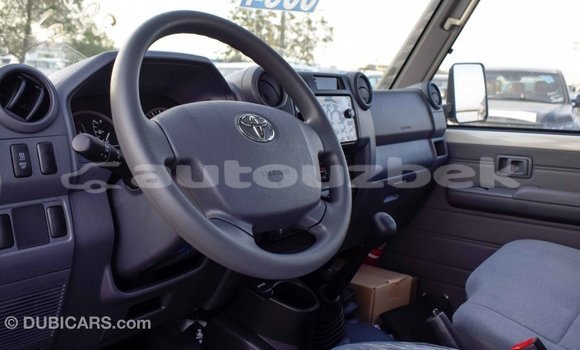 Buy Import Toyota Land Cruiser White Car in Import - Dubai in Andijon Buy Import Toyota Land Cruiser White Car in Import - Dubai in Andijon