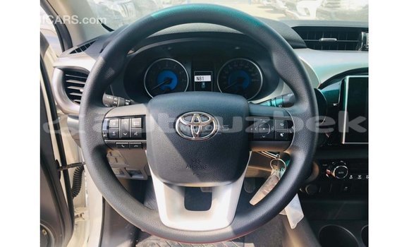 Buy Import Toyota Hilux White Car in Import - Dubai in Andijon Buy Import Toyota Hilux White Car in Import - Dubai in Andijon