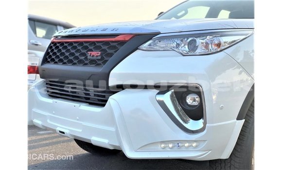 Buy Import Toyota Fortuner White Car in Import - Dubai in Andijon Buy Import Toyota Fortuner White Car in Import - Dubai in Andijon