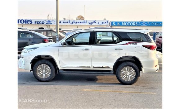 Buy Import Toyota Fortuner White Car in Import - Dubai in Andijon Buy Import Toyota Fortuner White Car in Import - Dubai in Andijon