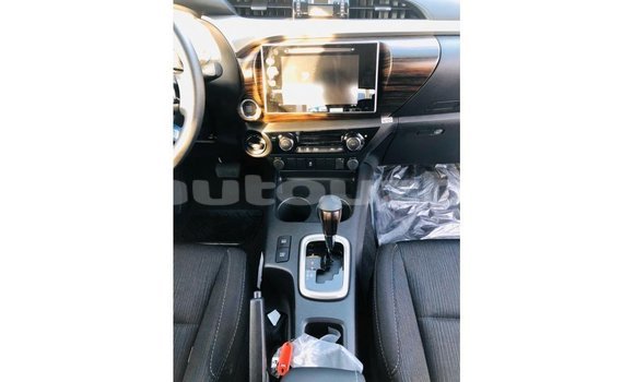 Buy Import Toyota Hilux White Car in Import - Dubai in Andijon Buy Import Toyota Hilux White Car in Import - Dubai in Andijon