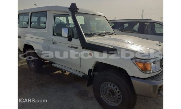 Buy Import Toyota Land Cruiser White Car in Import - Dubai in Andijon Buy Import Toyota Land Cruiser White Car in Import - Dubai in Andijon