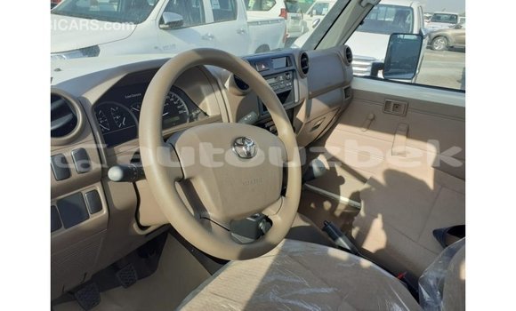 Buy Import Toyota Land Cruiser White Car in Import - Dubai in Andijon Buy Import Toyota Land Cruiser White Car in Import - Dubai in Andijon