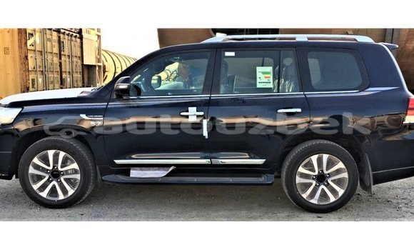 Buy Import Toyota Land Cruiser Black Car in Import - Dubai in Andijon Buy Import Toyota Land Cruiser Black Car in Import - Dubai in Andijon