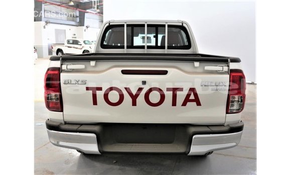 Buy Import Toyota Hilux White Car in Import - Dubai in Andijon Buy Import Toyota Hilux White Car in Import - Dubai in Andijon