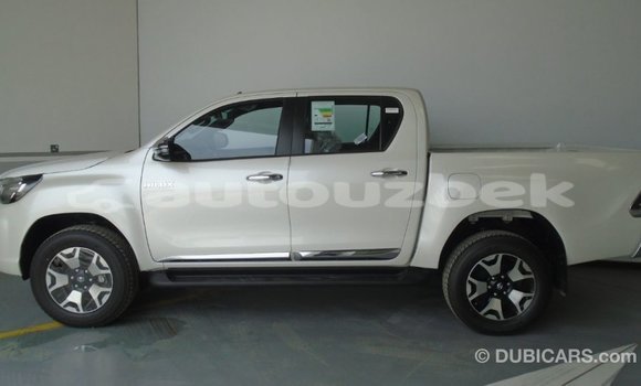 Buy Import Toyota Hilux White Car in Import - Dubai in Andijon Buy Import Toyota Hilux White Car in Import - Dubai in Andijon
