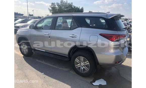 Buy Import Toyota Fortuner Other Car in Import - Dubai in Andijon Buy Import Toyota Fortuner Other Car in Import - Dubai in Andijon