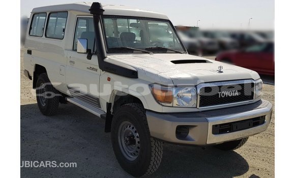 Buy Import Toyota Land Cruiser White Car in Import - Dubai in Andijon Buy Import Toyota Land Cruiser White Car in Import - Dubai in Andijon