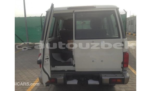 Buy Import Toyota Land Cruiser White Car in Import - Dubai in Andijon Buy Import Toyota Land Cruiser White Car in Import - Dubai in Andijon