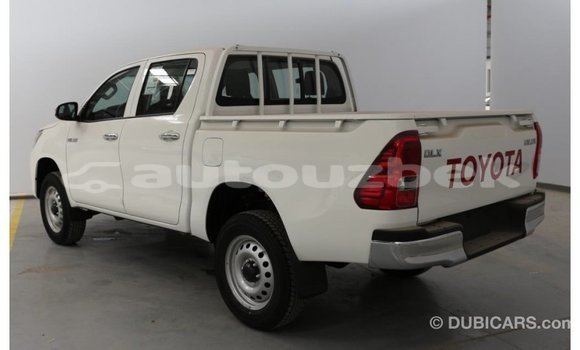 Buy Import Toyota Hilux White Car in Import - Dubai in Andijon Buy Import Toyota Hilux White Car in Import - Dubai in Andijon