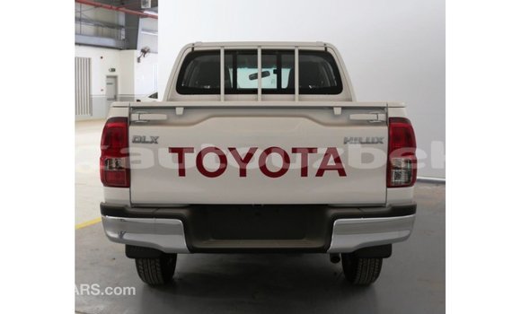 Buy Import Toyota Hilux White Car in Import - Dubai in Andijon Buy Import Toyota Hilux White Car in Import - Dubai in Andijon