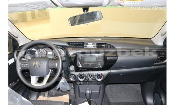 Buy Import Toyota Hilux White Car in Import - Dubai in Andijon Buy Import Toyota Hilux White Car in Import - Dubai in Andijon