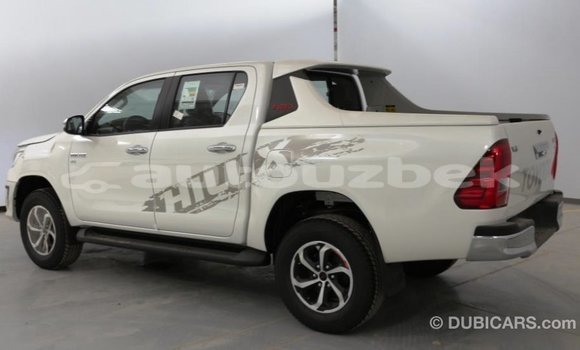 Buy Import Toyota Hilux White Car in Import - Dubai in Andijon Buy Import Toyota Hilux White Car in Import - Dubai in Andijon