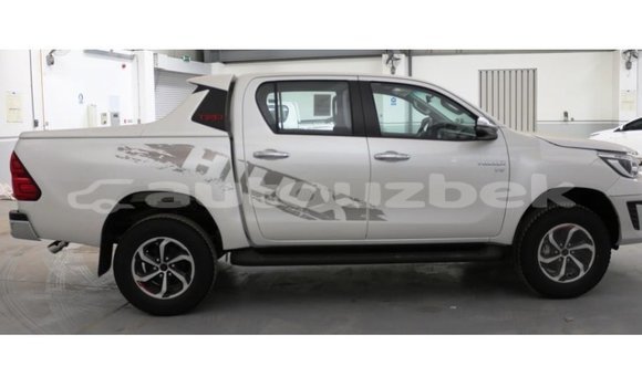 Buy Import Toyota Hilux White Car in Import - Dubai in Andijon Buy Import Toyota Hilux White Car in Import - Dubai in Andijon