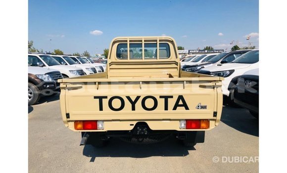 Buy Import Toyota Land Cruiser Beige Car in Import - Dubai in Andijon Buy Import Toyota Land Cruiser Beige Car in Import - Dubai in Andijon